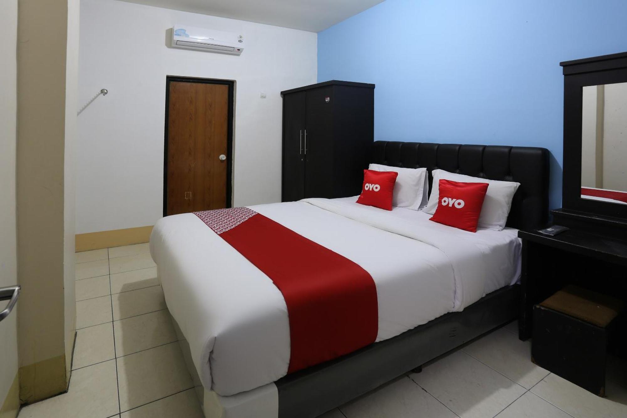 Oyo 3865 Niaga Hotel